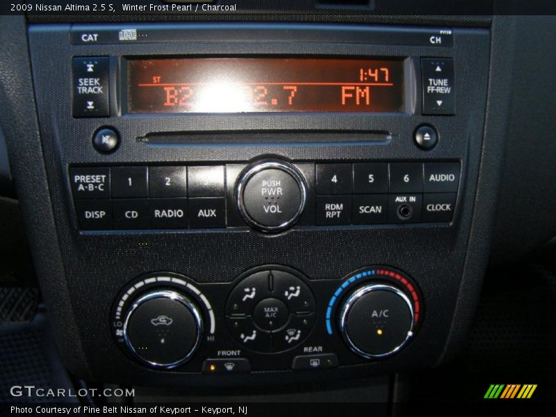 Winter Frost Pearl / Charcoal 2009 Nissan Altima 2.5 S