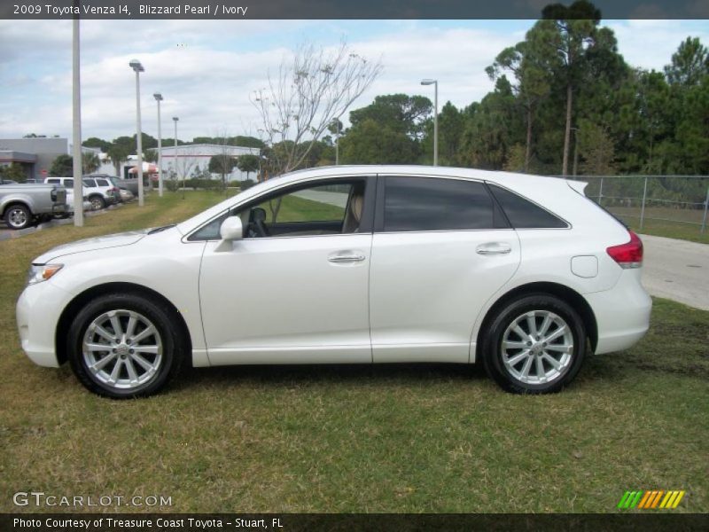 Blizzard Pearl / Ivory 2009 Toyota Venza I4