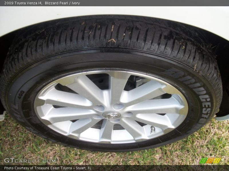 Blizzard Pearl / Ivory 2009 Toyota Venza I4