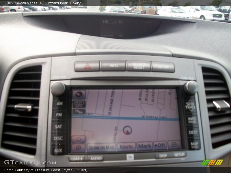 Blizzard Pearl / Ivory 2009 Toyota Venza I4