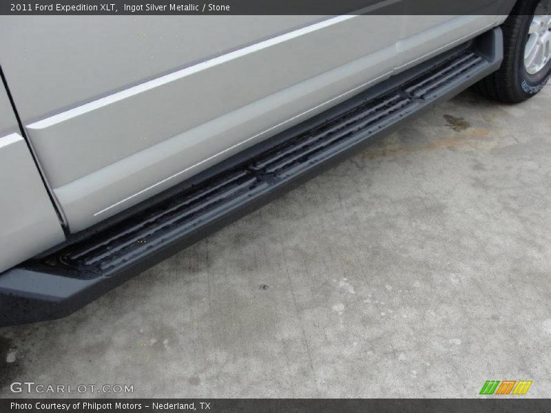 Ingot Silver Metallic / Stone 2011 Ford Expedition XLT