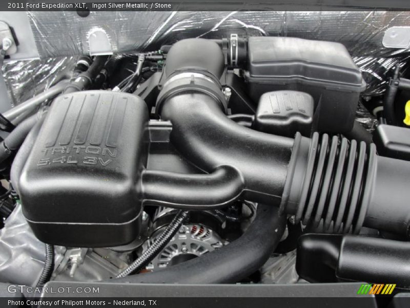  2011 Expedition XLT Engine - 5.4 Liter SOHC 24-Valve Flex-Fuel V8