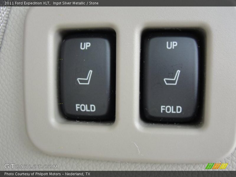 Ingot Silver Metallic / Stone 2011 Ford Expedition XLT