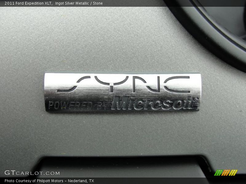 Ingot Silver Metallic / Stone 2011 Ford Expedition XLT