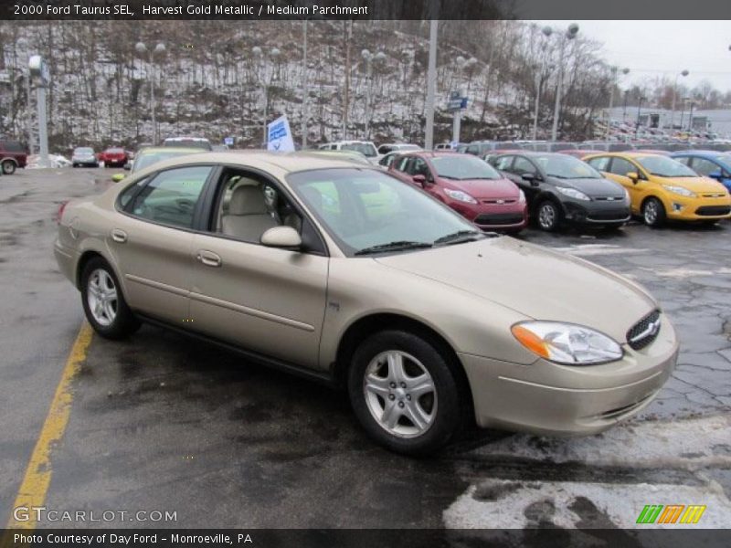 Front 3/4 View of 2000 Taurus SEL