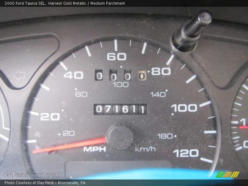 Harvest Gold Metallic / Medium Parchment 2000 Ford Taurus SEL