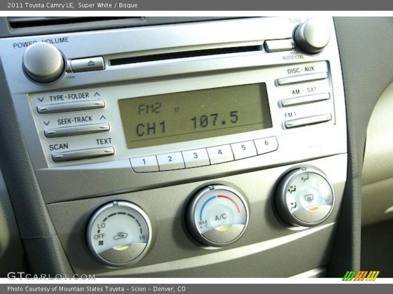 Super White / Bisque 2011 Toyota Camry LE
