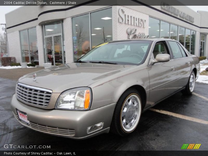 Cashmere / Shale 2004 Cadillac DeVille Sedan