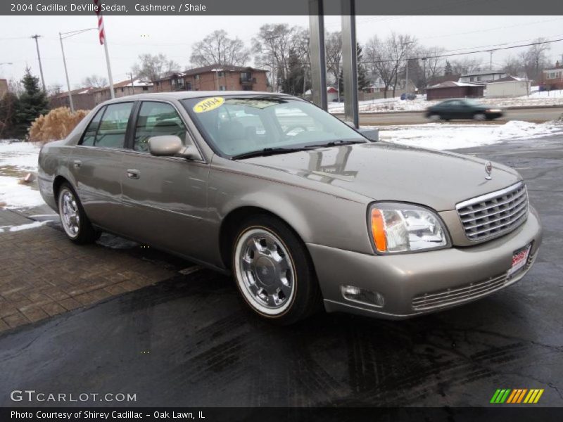 Cashmere / Shale 2004 Cadillac DeVille Sedan