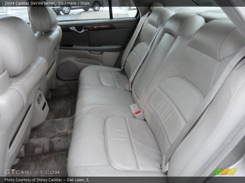Cashmere / Shale 2004 Cadillac DeVille Sedan
