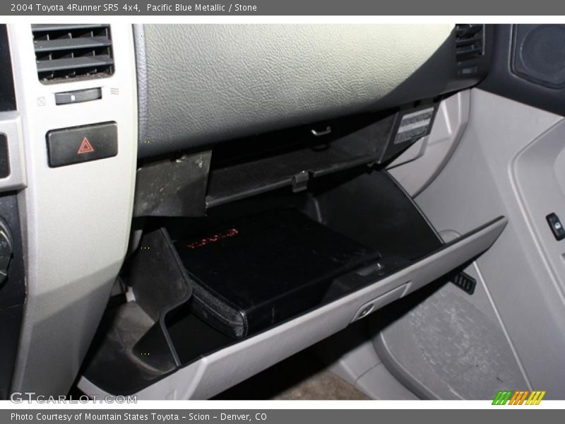 Pacific Blue Metallic / Stone 2004 Toyota 4Runner SR5 4x4