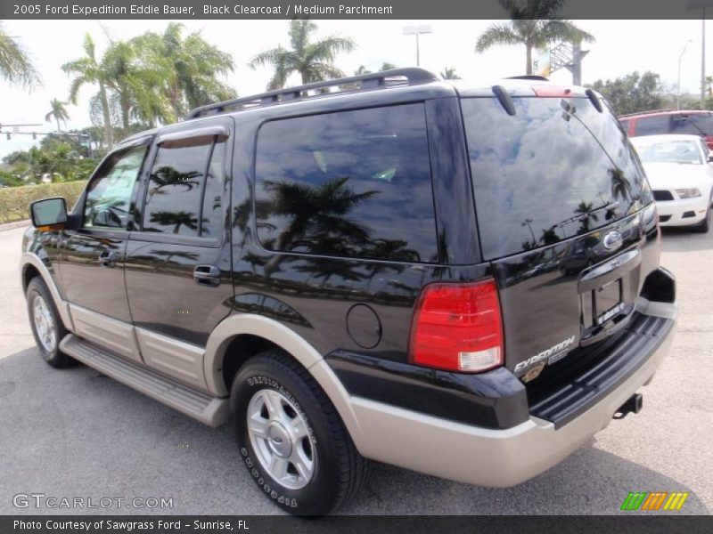 Black Clearcoat / Medium Parchment 2005 Ford Expedition Eddie Bauer