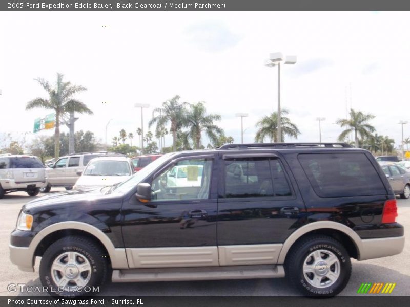 Black Clearcoat / Medium Parchment 2005 Ford Expedition Eddie Bauer