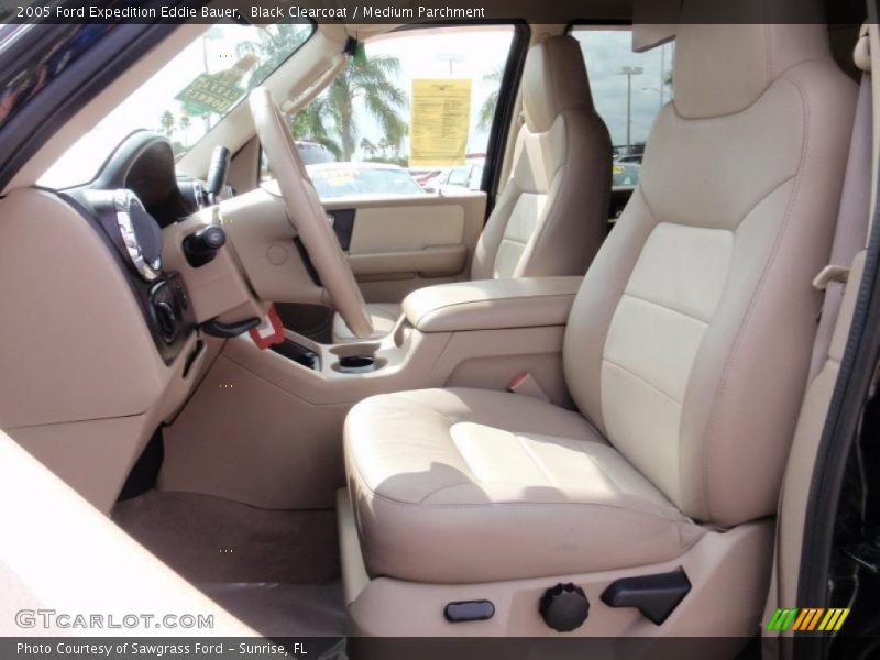 Black Clearcoat / Medium Parchment 2005 Ford Expedition Eddie Bauer