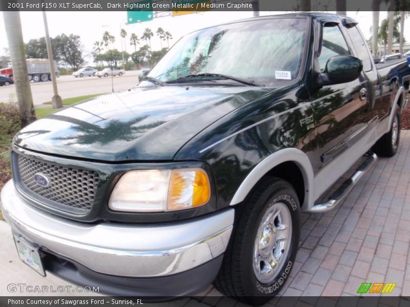 Dark Highland Green Metallic / Medium Graphite 2001 Ford F150 XLT SuperCab