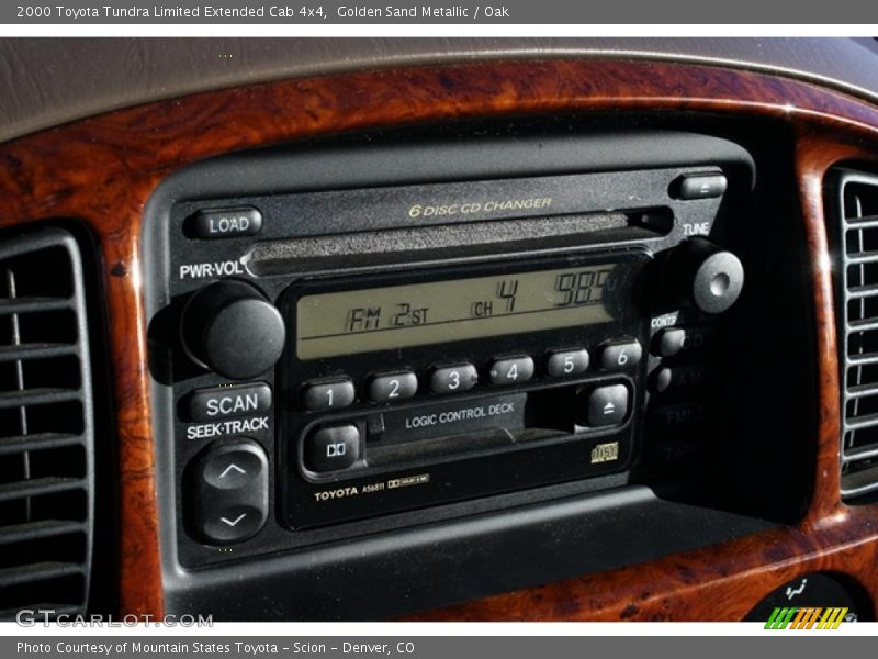 Golden Sand Metallic / Oak 2000 Toyota Tundra Limited Extended Cab 4x4