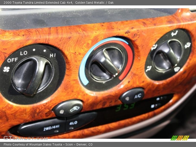 Golden Sand Metallic / Oak 2000 Toyota Tundra Limited Extended Cab 4x4