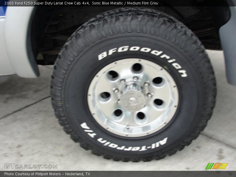 Sonic Blue Metallic / Medium Flint Grey 2003 Ford F250 Super Duty Lariat Crew Cab 4x4