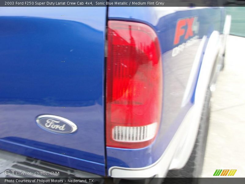 Sonic Blue Metallic / Medium Flint Grey 2003 Ford F250 Super Duty Lariat Crew Cab 4x4