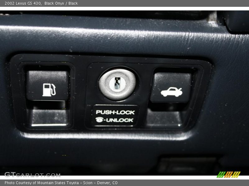 Black Onyx / Black 2002 Lexus GS 430