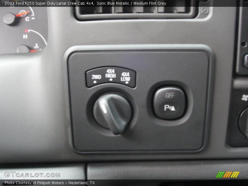 Sonic Blue Metallic / Medium Flint Grey 2003 Ford F250 Super Duty Lariat Crew Cab 4x4