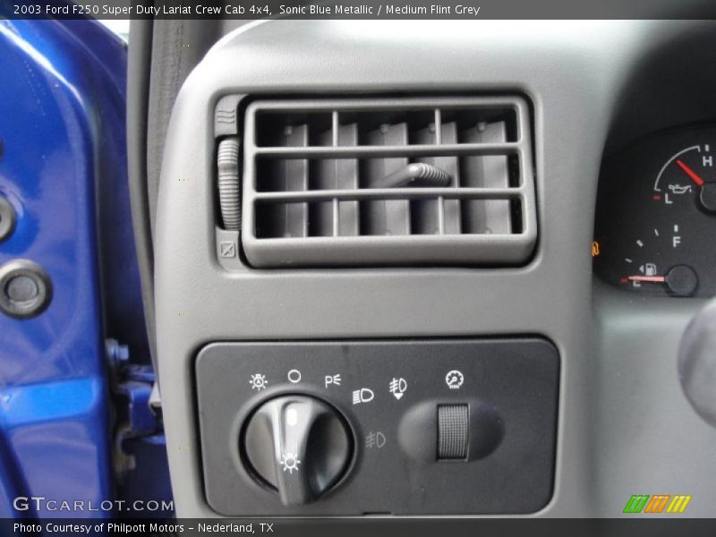 Sonic Blue Metallic / Medium Flint Grey 2003 Ford F250 Super Duty Lariat Crew Cab 4x4