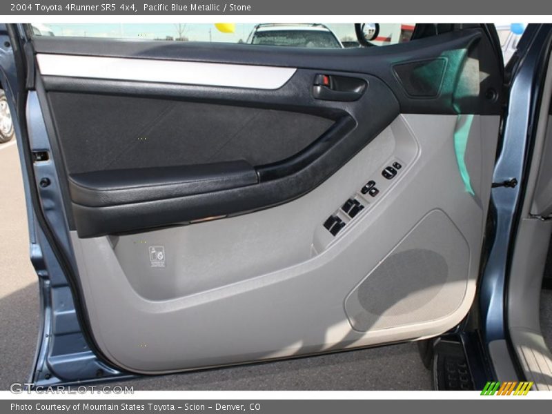 Pacific Blue Metallic / Stone 2004 Toyota 4Runner SR5 4x4