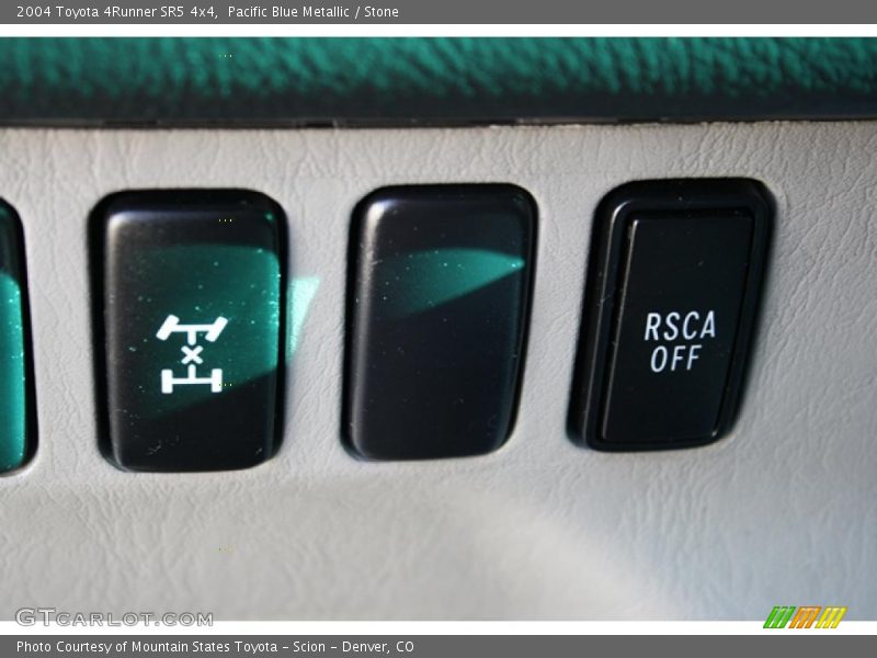 Pacific Blue Metallic / Stone 2004 Toyota 4Runner SR5 4x4