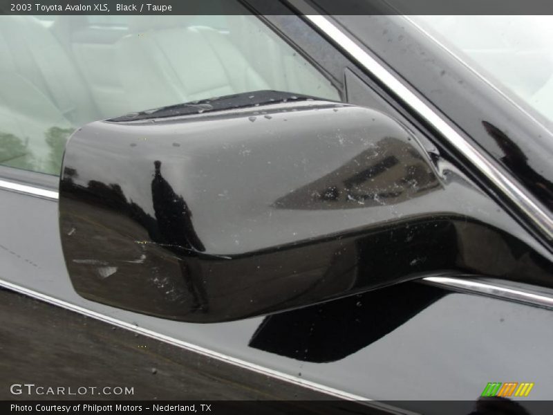 Black / Taupe 2003 Toyota Avalon XLS