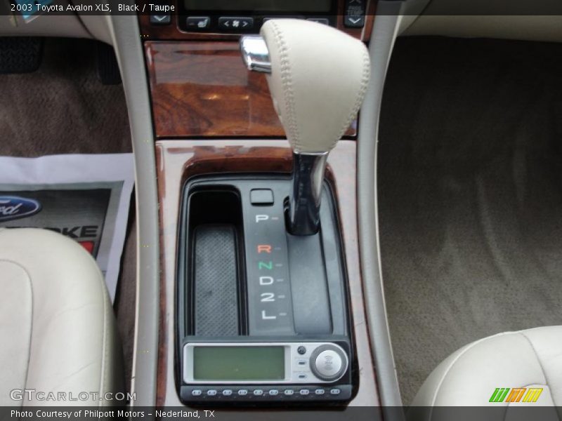 Black / Taupe 2003 Toyota Avalon XLS