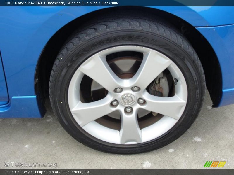 Winning Blue Mica / Black/Blue 2005 Mazda MAZDA3 s Hatchback