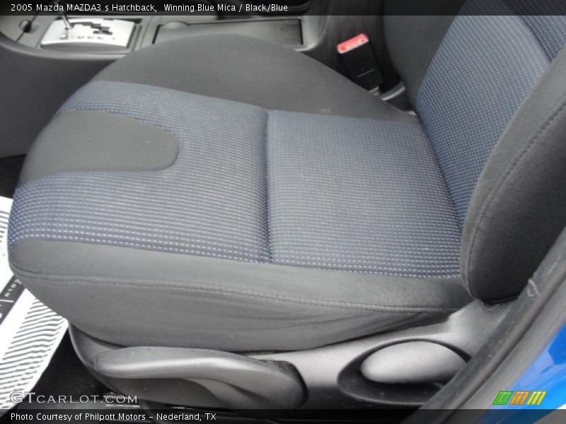 Winning Blue Mica / Black/Blue 2005 Mazda MAZDA3 s Hatchback