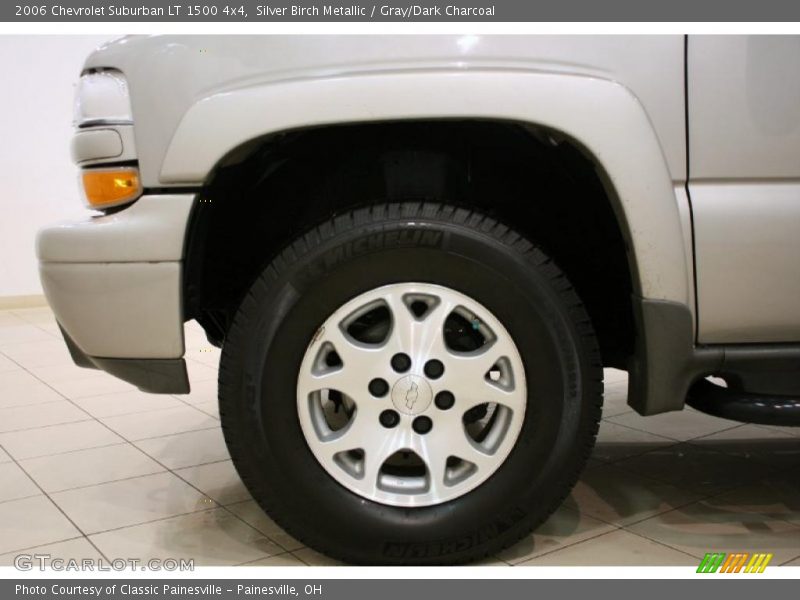 Silver Birch Metallic / Gray/Dark Charcoal 2006 Chevrolet Suburban LT 1500 4x4