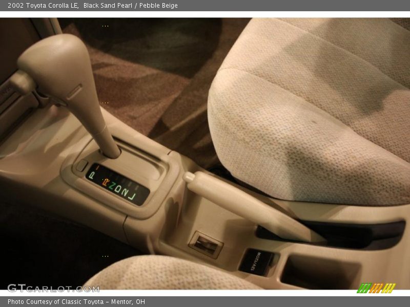 Black Sand Pearl / Pebble Beige 2002 Toyota Corolla LE