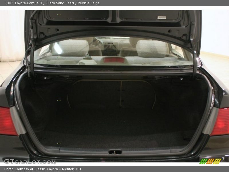 Black Sand Pearl / Pebble Beige 2002 Toyota Corolla LE
