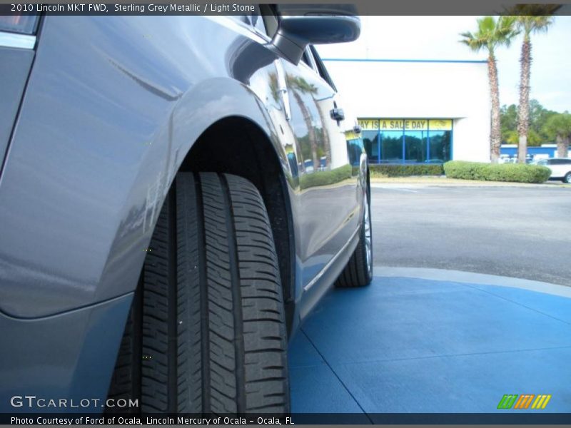 Sterling Grey Metallic / Light Stone 2010 Lincoln MKT FWD