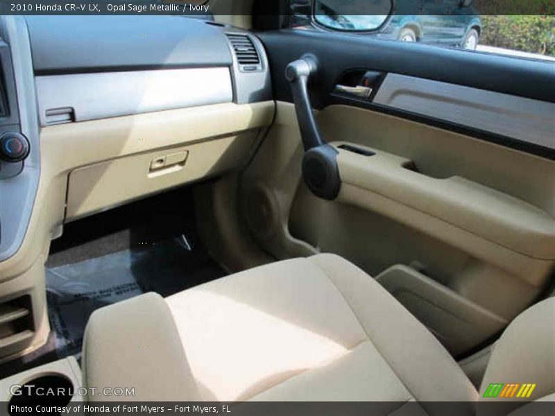 Opal Sage Metallic / Ivory 2010 Honda CR-V LX
