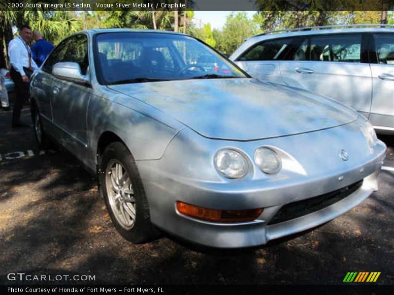 Vogue Silver Metallic / Graphite 2000 Acura Integra LS Sedan