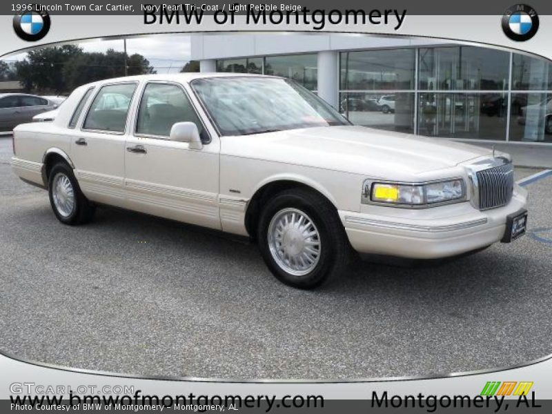 Ivory Pearl Tri-Coat / Light Pebble Beige 1996 Lincoln Town Car Cartier