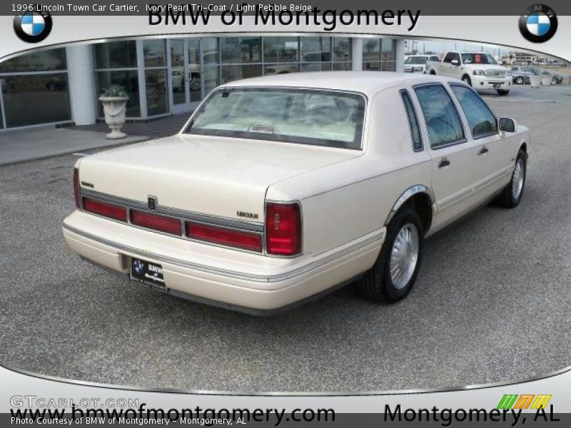 Ivory Pearl Tri-Coat / Light Pebble Beige 1996 Lincoln Town Car Cartier