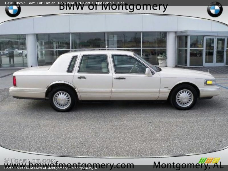 Ivory Pearl Tri-Coat / Light Pebble Beige 1996 Lincoln Town Car Cartier