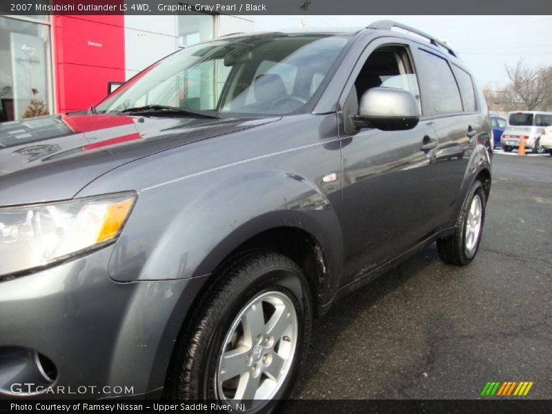 Graphite Gray Pearl / Black 2007 Mitsubishi Outlander LS 4WD