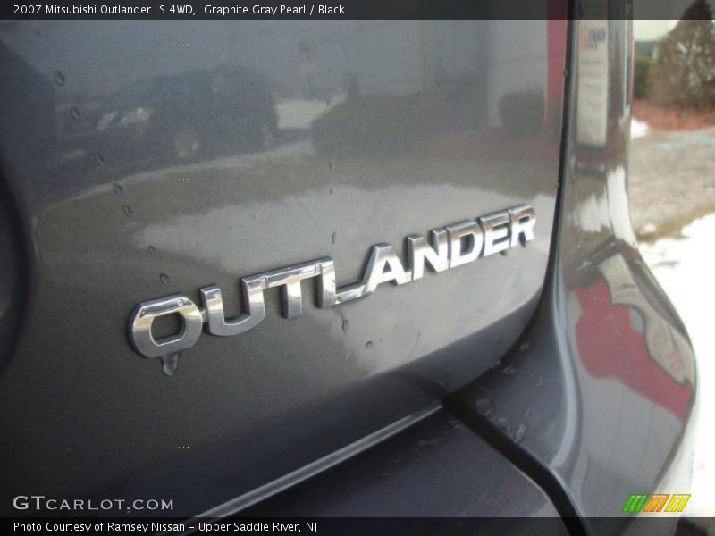 Graphite Gray Pearl / Black 2007 Mitsubishi Outlander LS 4WD