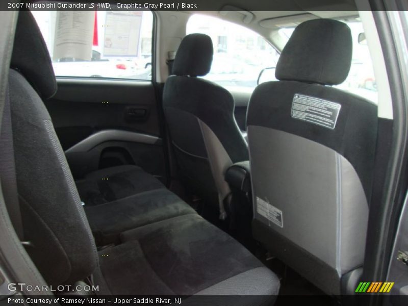 Graphite Gray Pearl / Black 2007 Mitsubishi Outlander LS 4WD