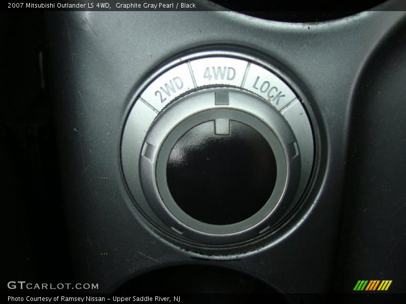 Graphite Gray Pearl / Black 2007 Mitsubishi Outlander LS 4WD