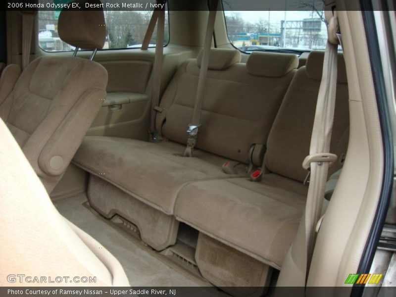 Desert Rock Metallic / Ivory 2006 Honda Odyssey EX