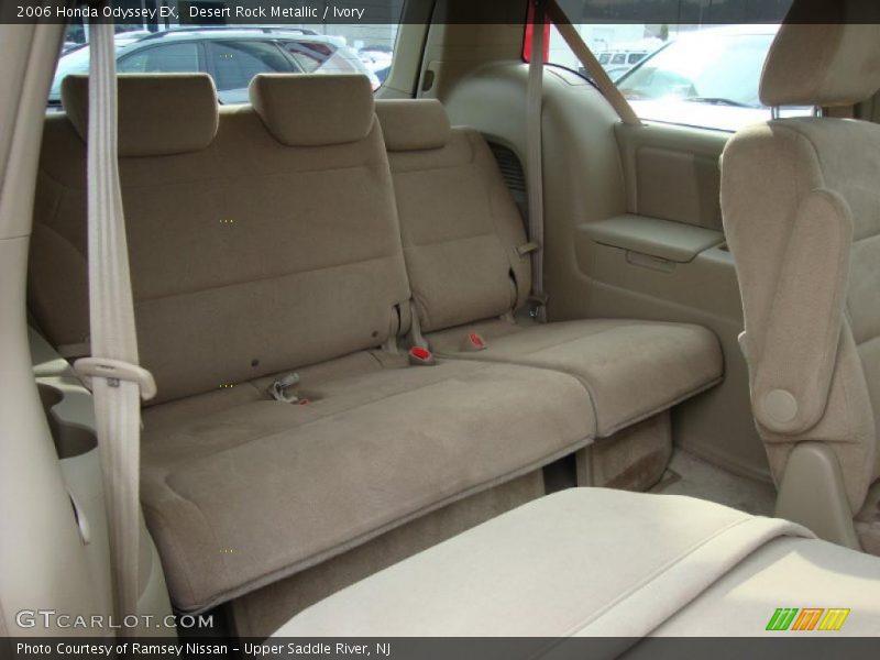 Desert Rock Metallic / Ivory 2006 Honda Odyssey EX