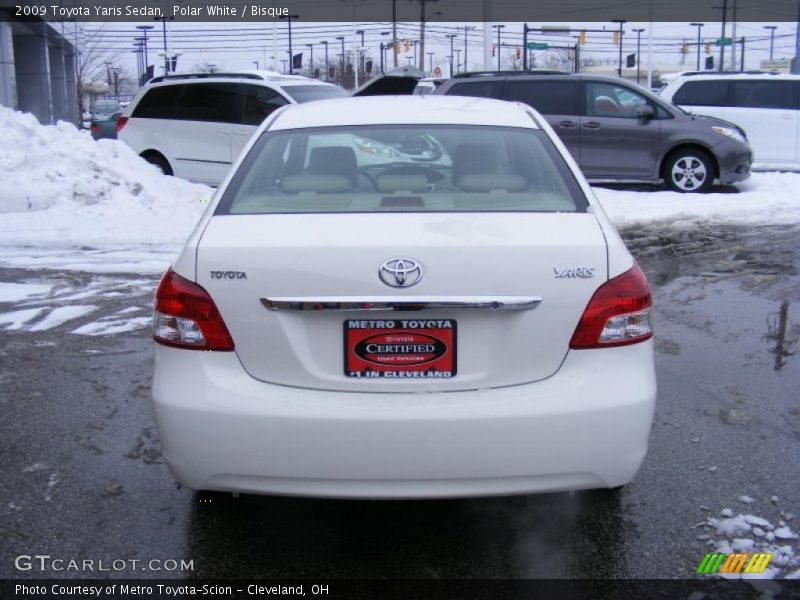 Polar White / Bisque 2009 Toyota Yaris Sedan