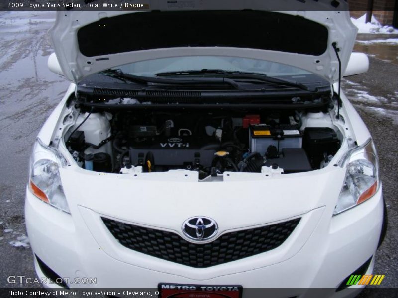 Polar White / Bisque 2009 Toyota Yaris Sedan