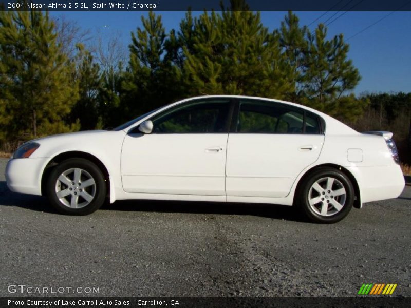 Satin White / Charcoal 2004 Nissan Altima 2.5 SL